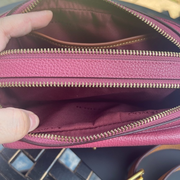 SOLD EUC Coach Willow Crossbody - Picture 4 of 10